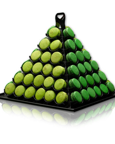 Pyramide de 84 macarons